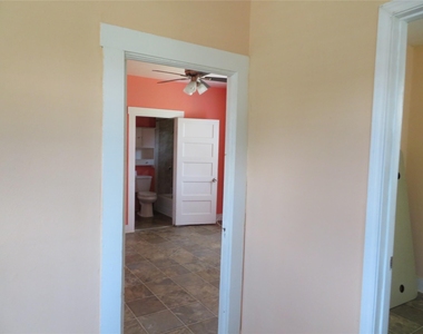 422 Mill Avenue - Photo Thumbnail 7