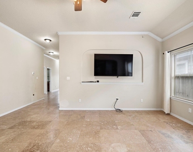 18319 Hillingdon Lane - Photo Thumbnail 9