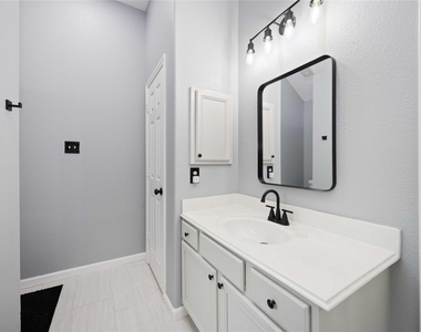 3345 Berzin Court - Photo Thumbnail 12