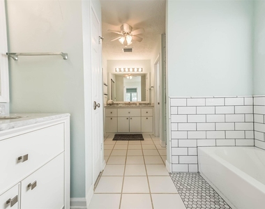 14403 Little Willow Walk - Photo Thumbnail 22