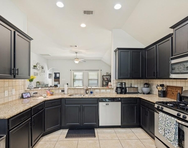 20518 S Blue Hyacinth Drive S - Photo Thumbnail 6
