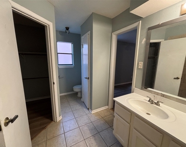 1506 Park Maple Drive - Photo Thumbnail 15