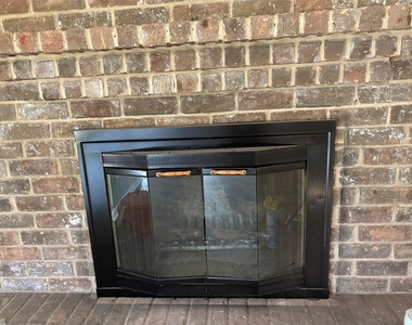 1506 Park Maple Drive - Photo Thumbnail 9