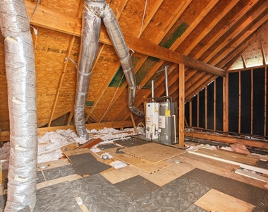 1322 Kirby Lake Court - Photo Thumbnail 39