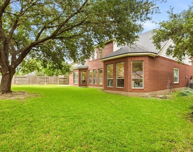 1322 Kirby Lake Court - Photo Thumbnail 40