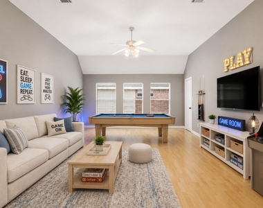1322 Kirby Lake Court - Photo Thumbnail 25