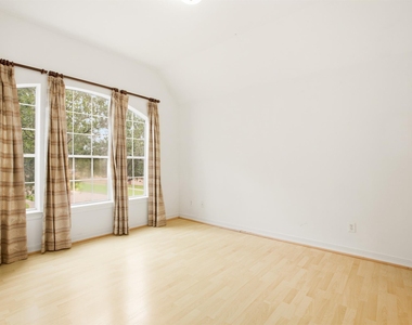 1322 Kirby Lake Court - Photo Thumbnail 36