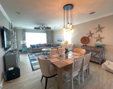 11900 Grosseto Court - Photo Thumbnail 4