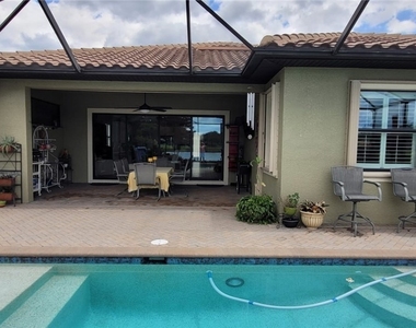 12482 Kentwood Avenue - Photo Thumbnail 31