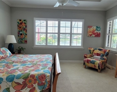 12482 Kentwood Avenue - Photo Thumbnail 18