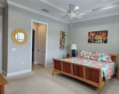 12482 Kentwood Avenue - Photo Thumbnail 19