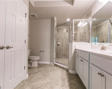 10711 Palazzo Way - Photo Thumbnail 7