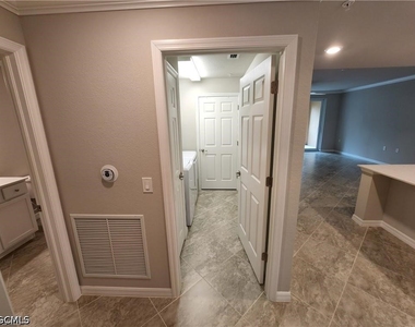 10711 Palazzo Way - Photo Thumbnail 4
