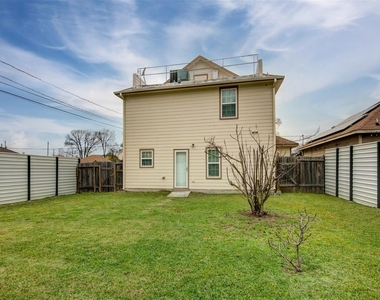 2915 Paige Street - Photo Thumbnail 25