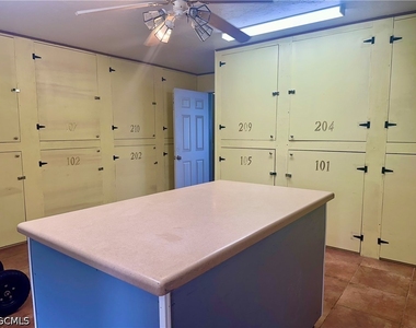 4802 Tudor Drive - Photo Thumbnail 25