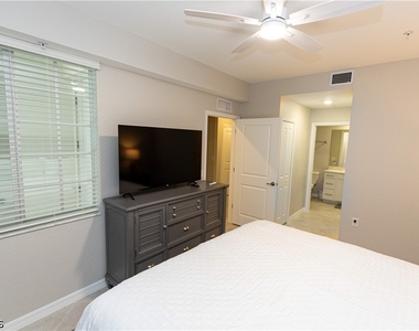 15405 Green Acres Avenue - Photo Thumbnail 3