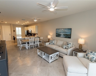 15375 Green Acres Avenue - Photo Thumbnail 5