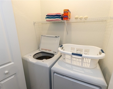 15375 Green Acres Avenue - Photo Thumbnail 8