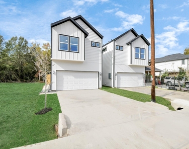 8409 Sunnyhill Street - Photo Thumbnail 5