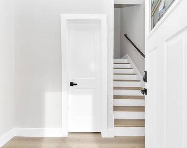 8409 Sunnyhill Street - Photo Thumbnail 7