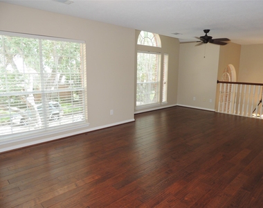 1307 Westwick Forest Lane - Photo Thumbnail 13