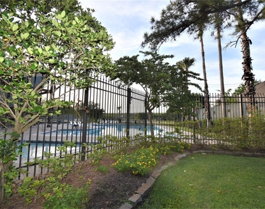 1307 Westwick Forest Lane - Photo Thumbnail 22