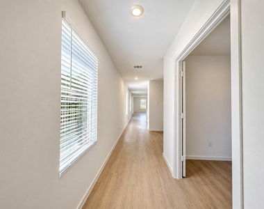 3132 Wild Dunes Drive - Photo Thumbnail 2