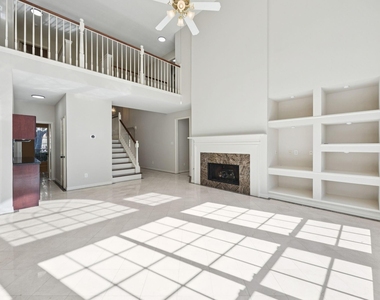 3002 Autumn Cove Court - Photo Thumbnail 13