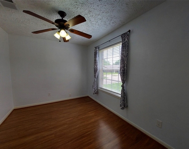 3807 Quiet Place Drive - Photo Thumbnail 26