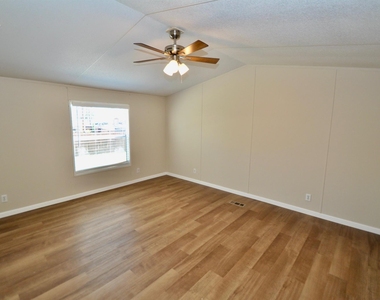 318 Road 51023 - Photo Thumbnail 6