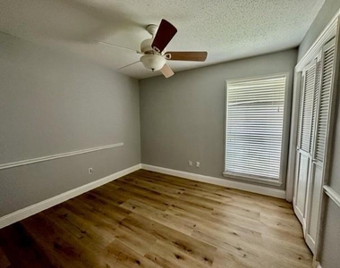 3031 Windmill Street - Photo Thumbnail 4