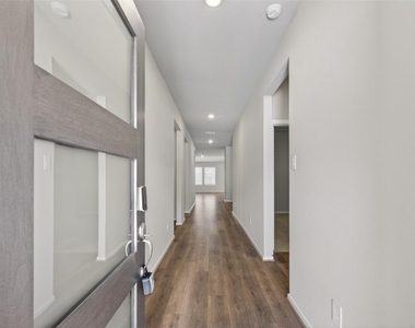 1657 Hopson Ranch Dr - Photo Thumbnail 2