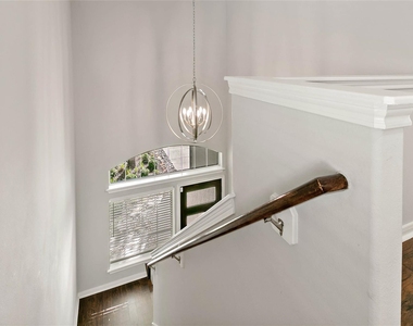 139 Ledgestone Place - Photo Thumbnail 19