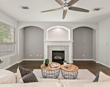 139 Ledgestone Place - Photo Thumbnail 6