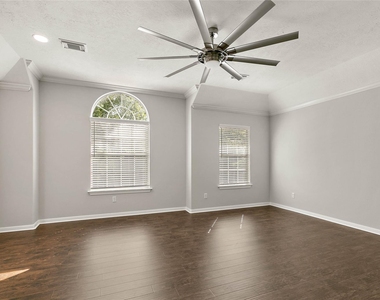 139 Ledgestone Place - Photo Thumbnail 31