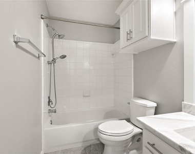 139 Ledgestone Place - Photo Thumbnail 25