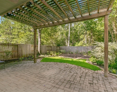 139 Ledgestone Place - Photo Thumbnail 35