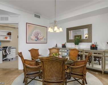 9533 Avellino Way - Photo Thumbnail 16