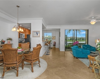 9533 Avellino Way - Photo Thumbnail 14