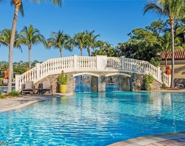 9509 Avellino Way - Photo Thumbnail 17