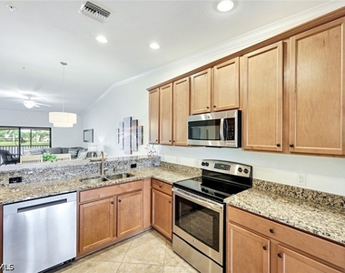 9509 Avellino Way - Photo Thumbnail 4