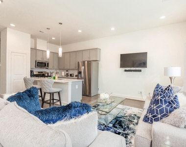 4161 Griggs Road - Photo Thumbnail 2