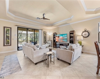 9234 Veneto Place - Photo Thumbnail 10