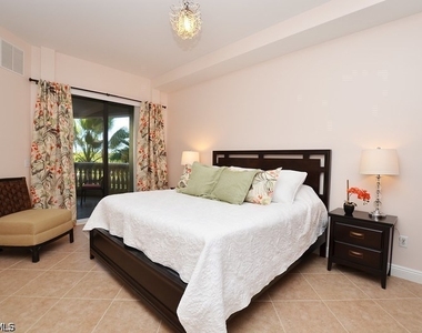 8011 Via Monte Carlo Way - Photo Thumbnail 11