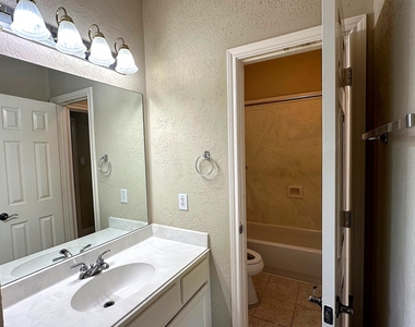 10814 Keystone Fairway Drive - Photo Thumbnail 26