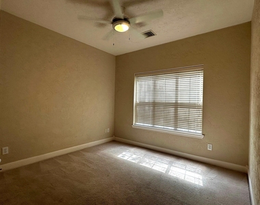 10814 Keystone Fairway Drive - Photo Thumbnail 28