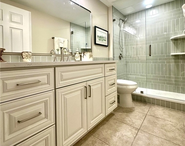 325 Dunes Boulevard - Photo Thumbnail 15