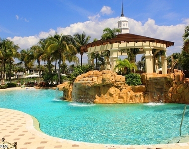 325 Dunes Boulevard - Photo Thumbnail 32
