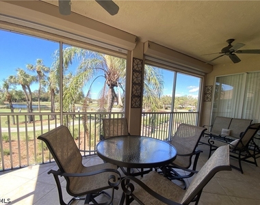 1570 Winding Oaks Way - Photo Thumbnail 13