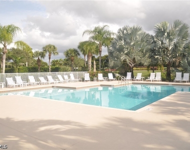 1570 Winding Oaks Way - Photo Thumbnail 30
